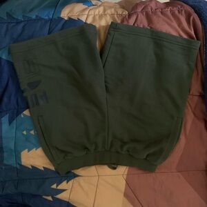 Men’s Large Puma shorts
